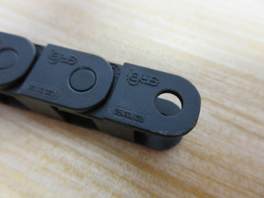 IGUS 06.10.028.0 Energy Chain 06.10.028 40″ Length