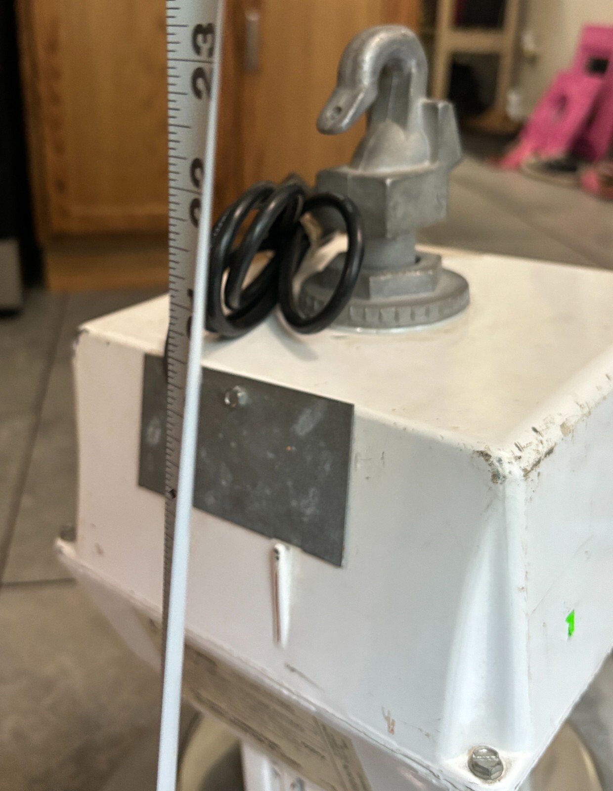 Day-Brite Lighting HB0400SMT Fixture Fitting with HID AA16 Fixture Fitting