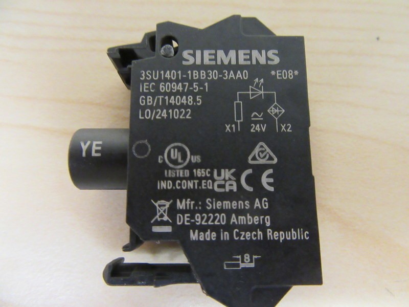 Siemens 3SU1401-1BB30-3AA0 Lamp Module