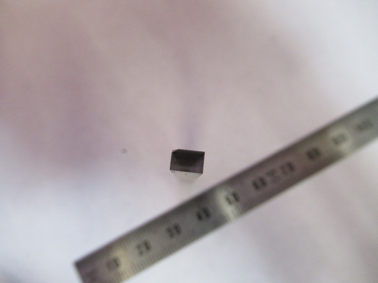 NLO NON LINEAR OPTICS LITHIUM NIOBATE CRYSTAL BAR ELECTRODED AS PICTURED 96-B-13