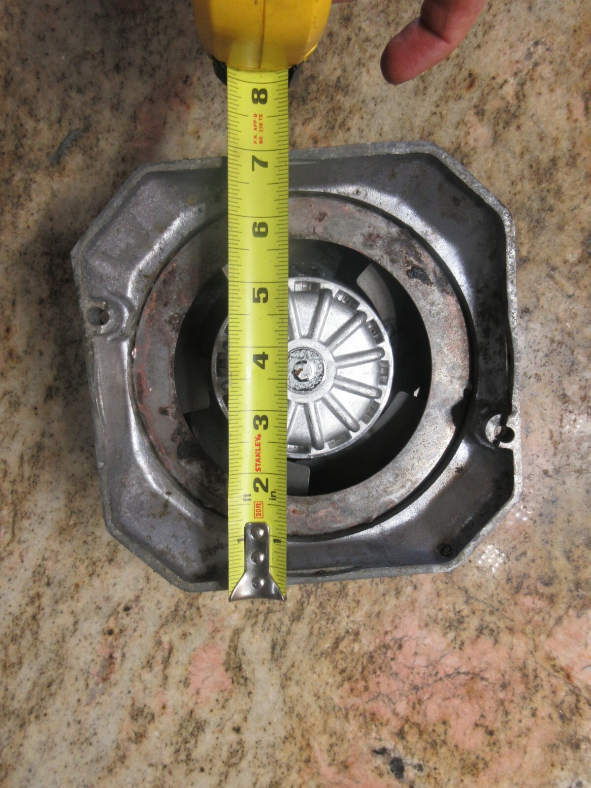 FUJI FANUC SPINDLE MOTOR FAN A290-1002-T500 7″