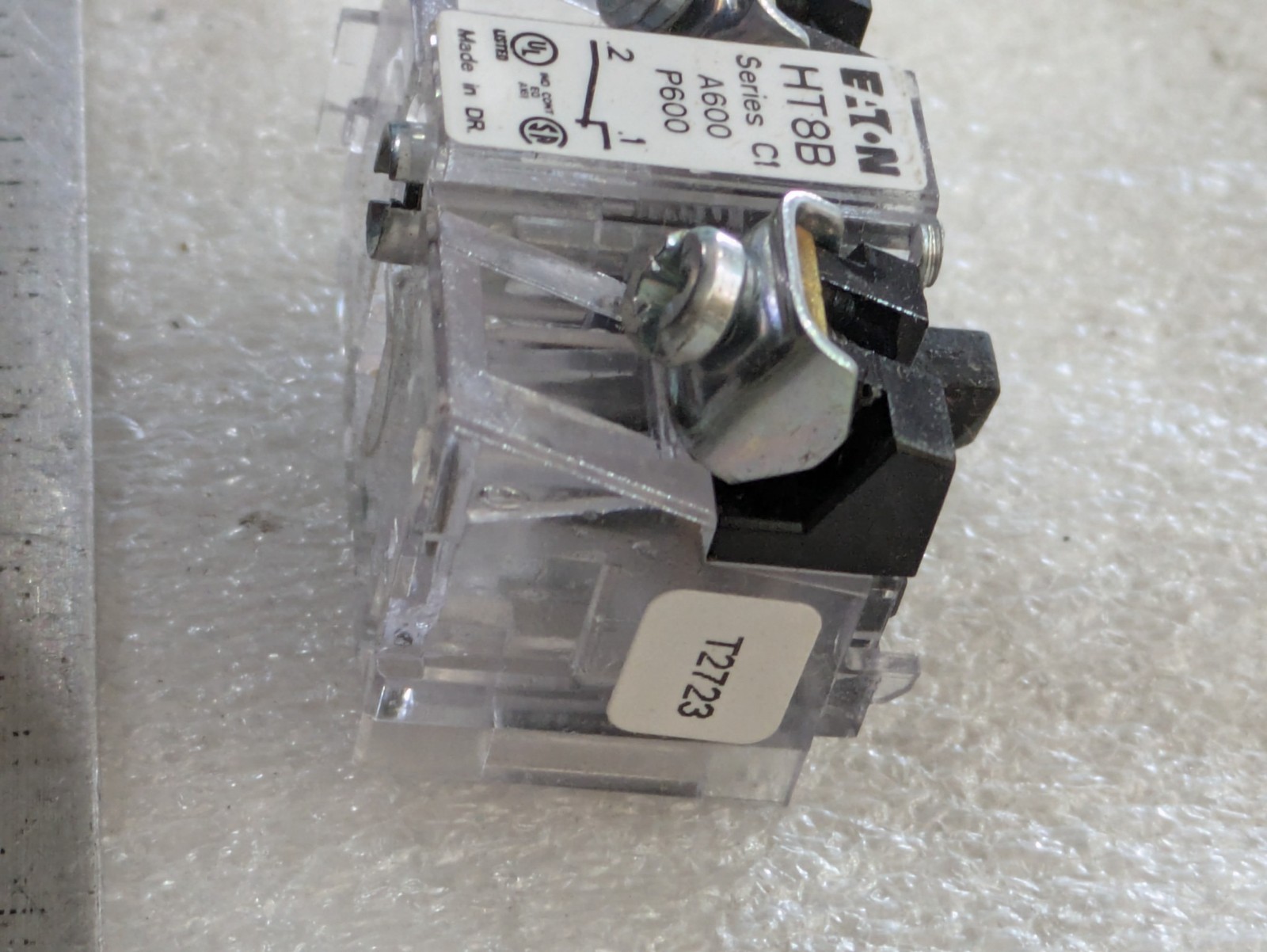 Eaton HT8B HT800 30.5mm 1NC Pushbutton Contact Block Industrial Control OEM