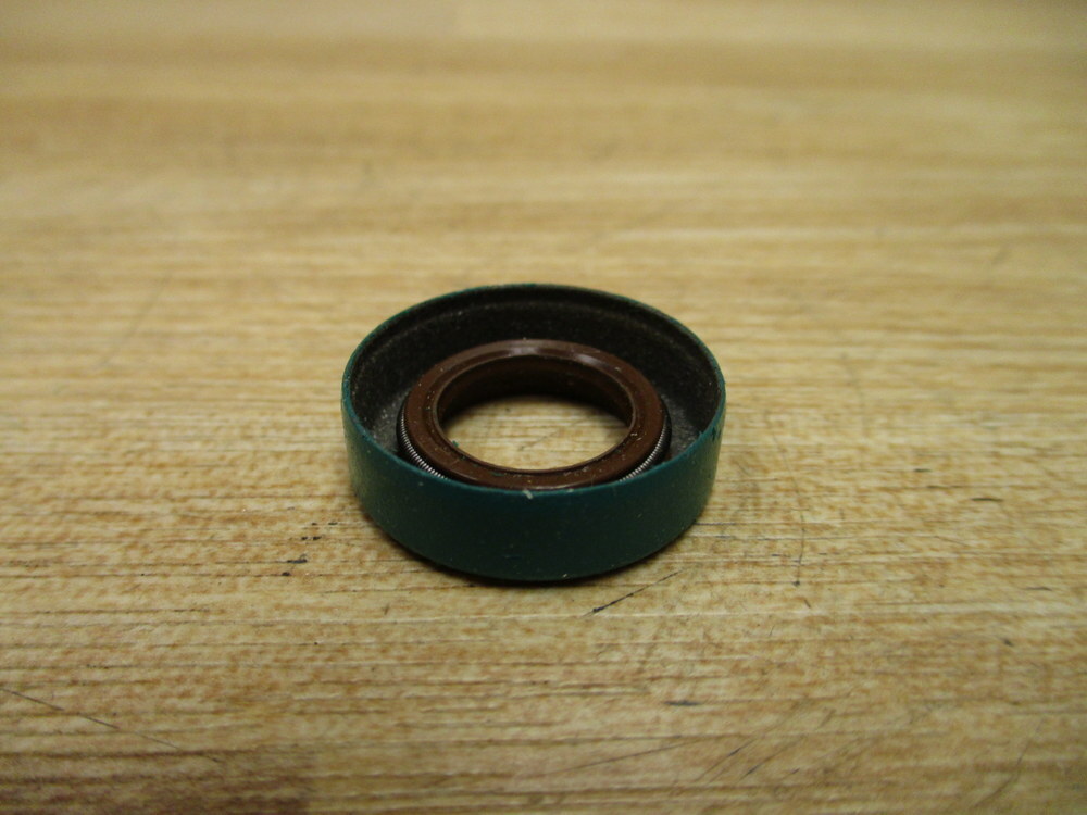 Chicago Rawhide/SKF 4932 Oil Seal (Pack of 5)