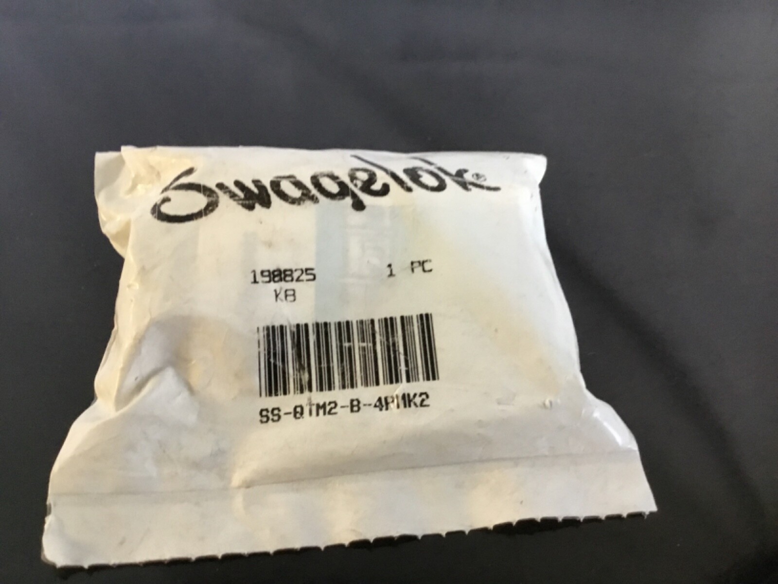 SWAGELOK SS Quick-Connect Body 1/4″ MNPT ORANGE KEY 7 SS-QTM2-B-4PMK2