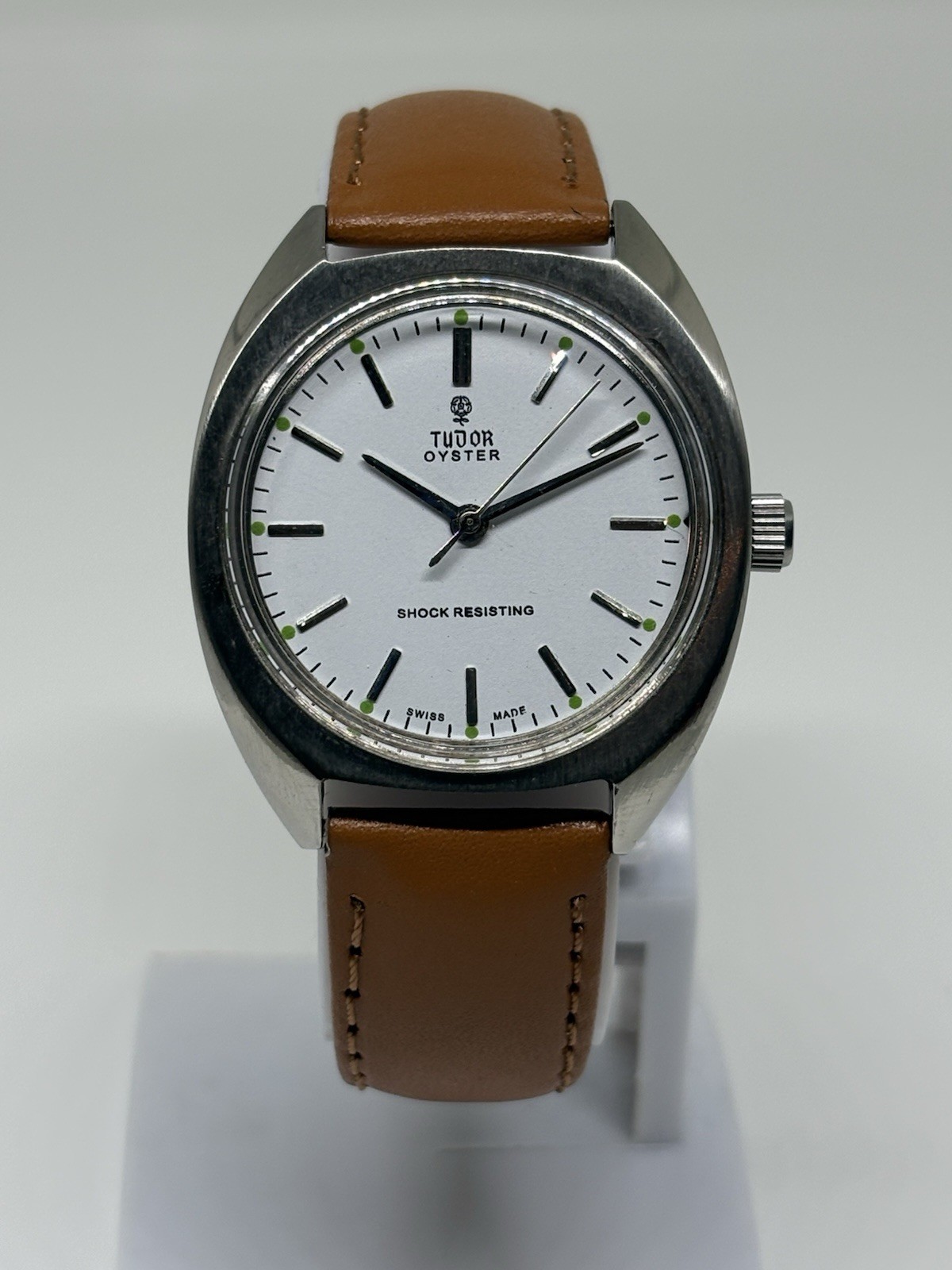 Vintage Tudor Oyster 17 Jewels Manual Winding Swiss Made Men’s Watch White Dial