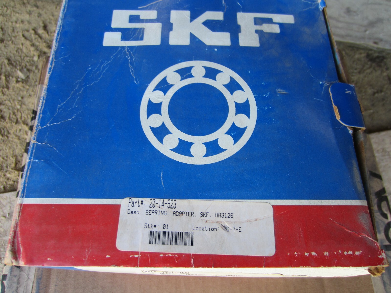 New SKF HA-3126 20-14-923 Bearing Adapter