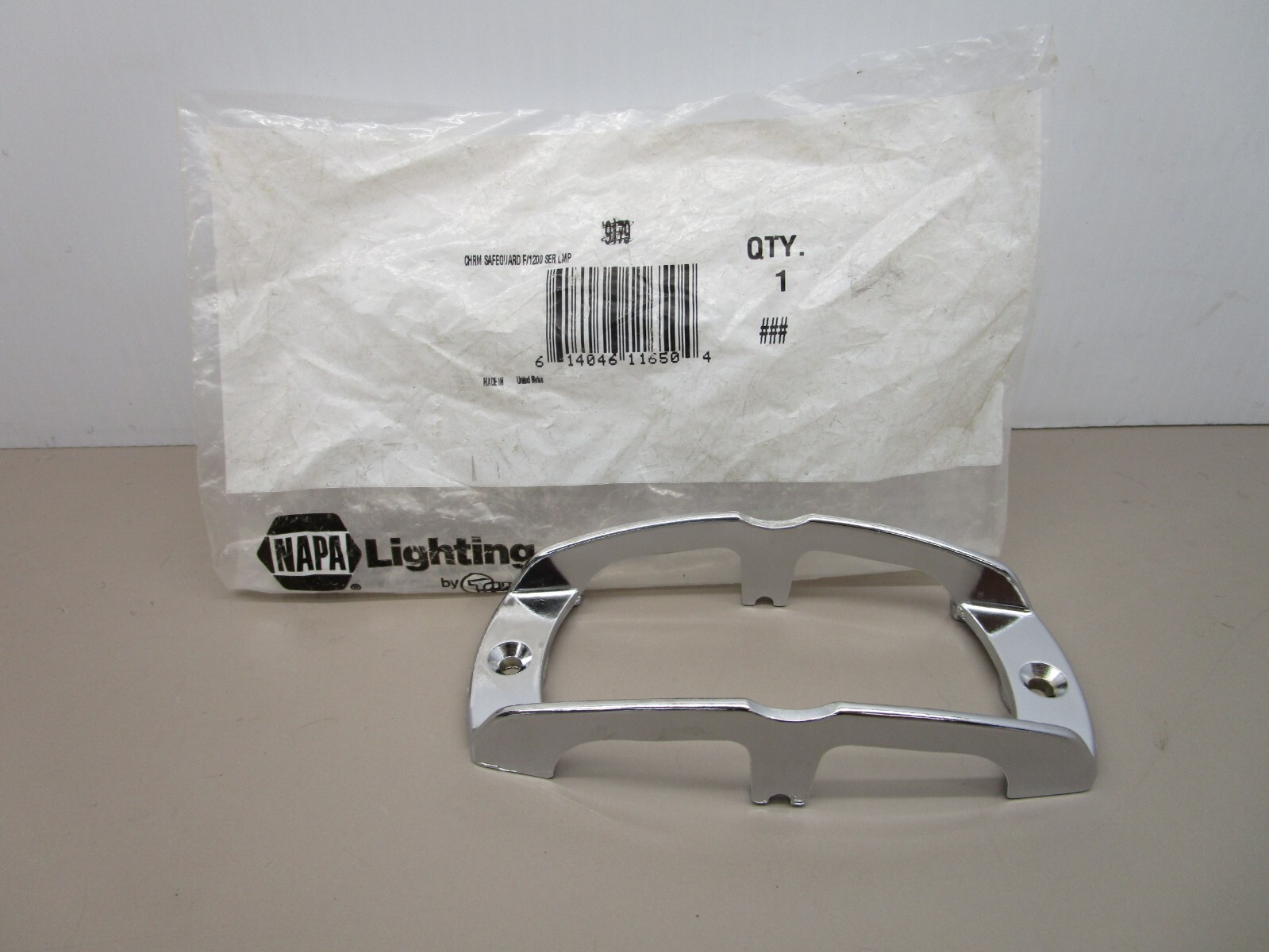 Signal Stat 12M10 7-169 Chrome Lamp Guard for F/1200 Series