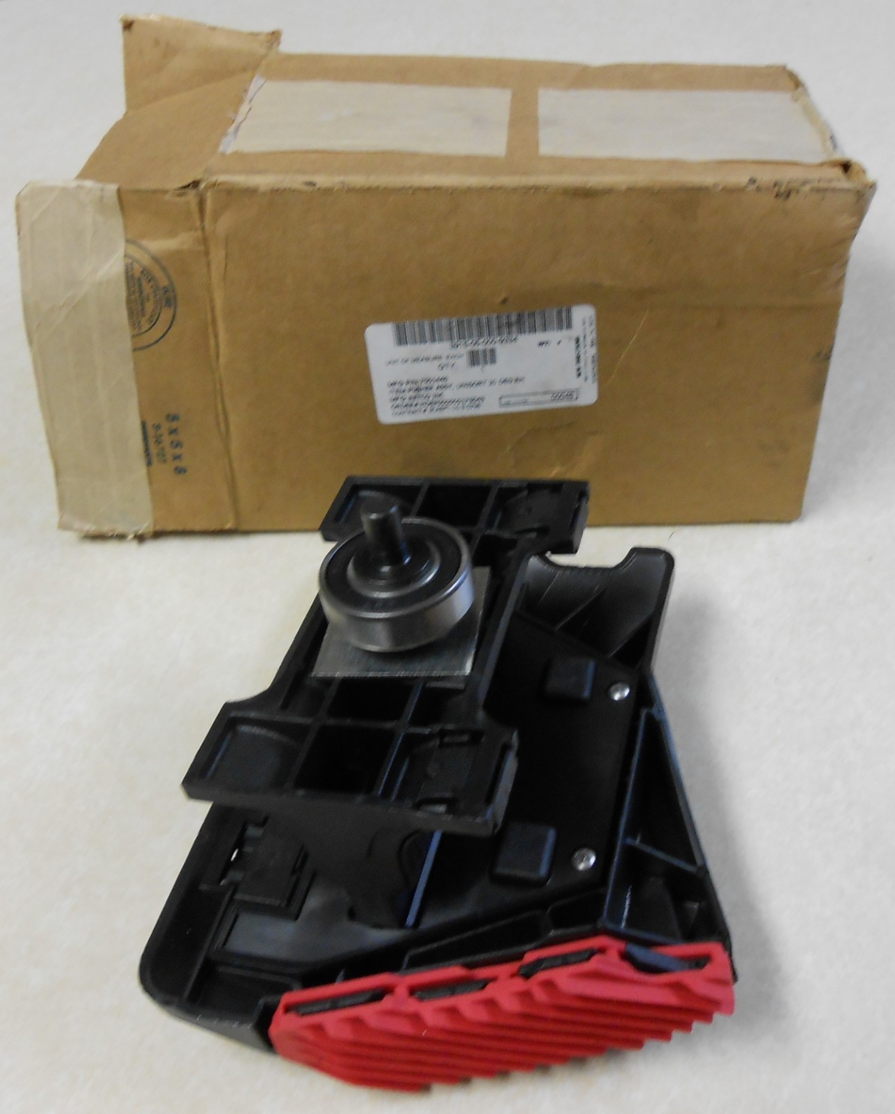 Retco Unisort 20 deg RH Sorter Pusher Assembly 7001440