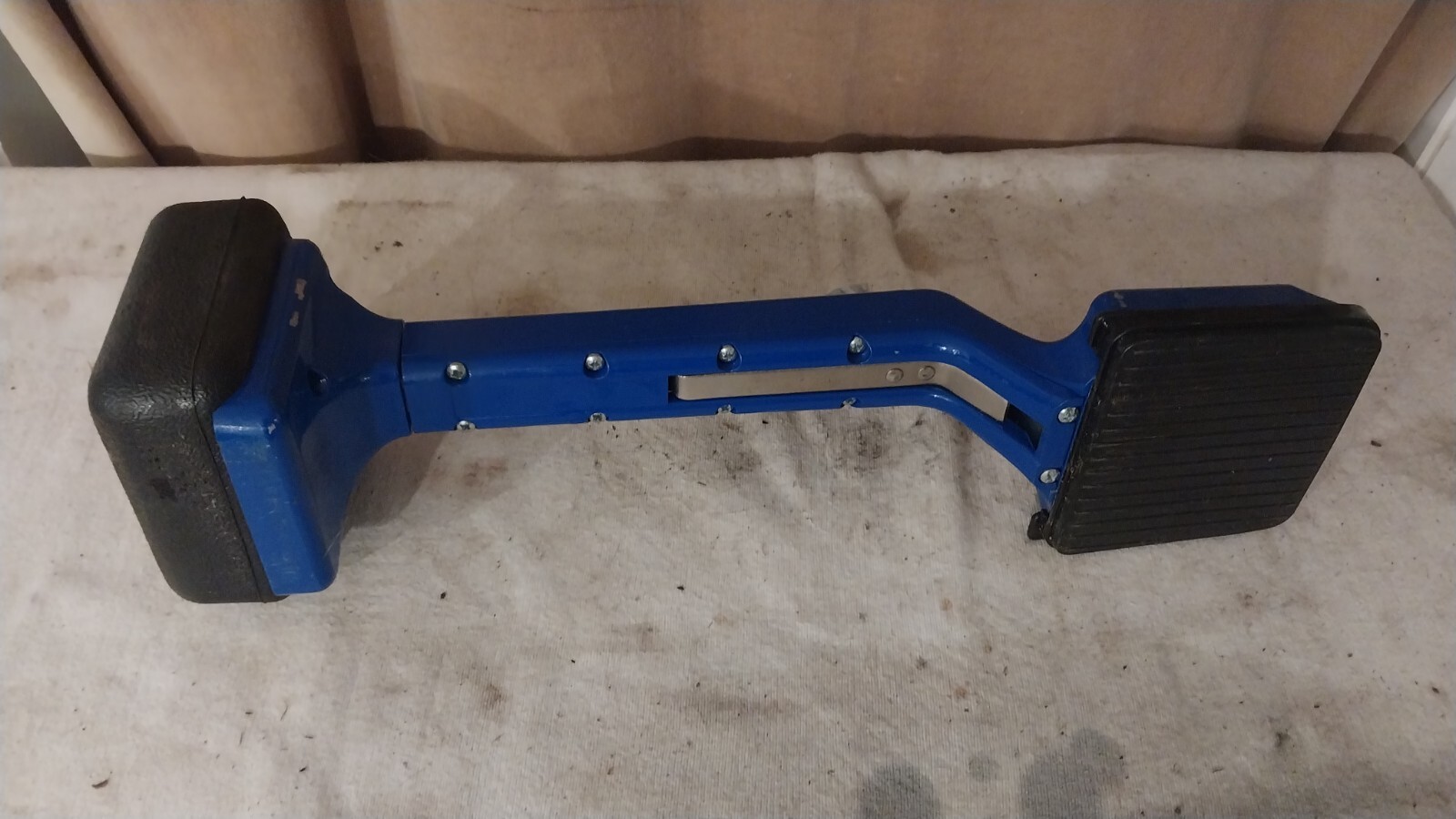 Bon Pro Plus 24-612 Deluxe Adjustable Knee Kicker