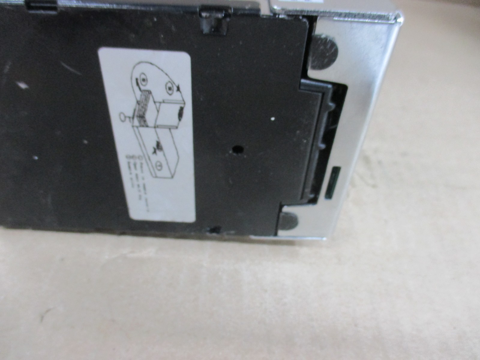 SM2021US173600 BILL VALIDATOR WITH STACKER CASH CODE USED