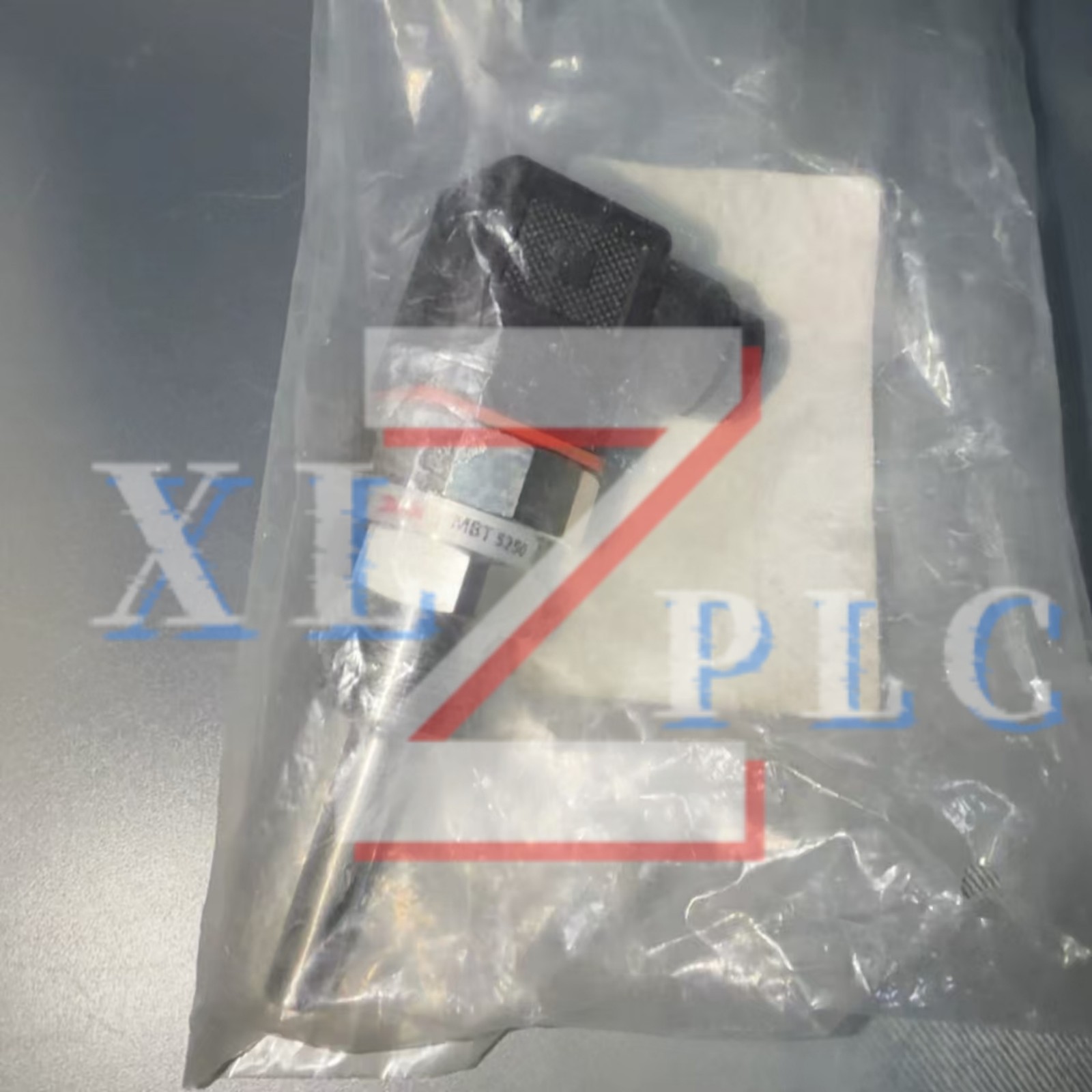 Danfoss 084Z8011 MBT5250 temperature sensor#1pcs new in box