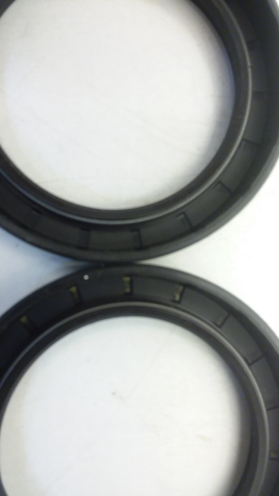 TCM 58X80X12SC-BX METRIC OIL SEAL 58MM SHAFT 80MM OD 12MM WIDTH LOT OF 2 NIB