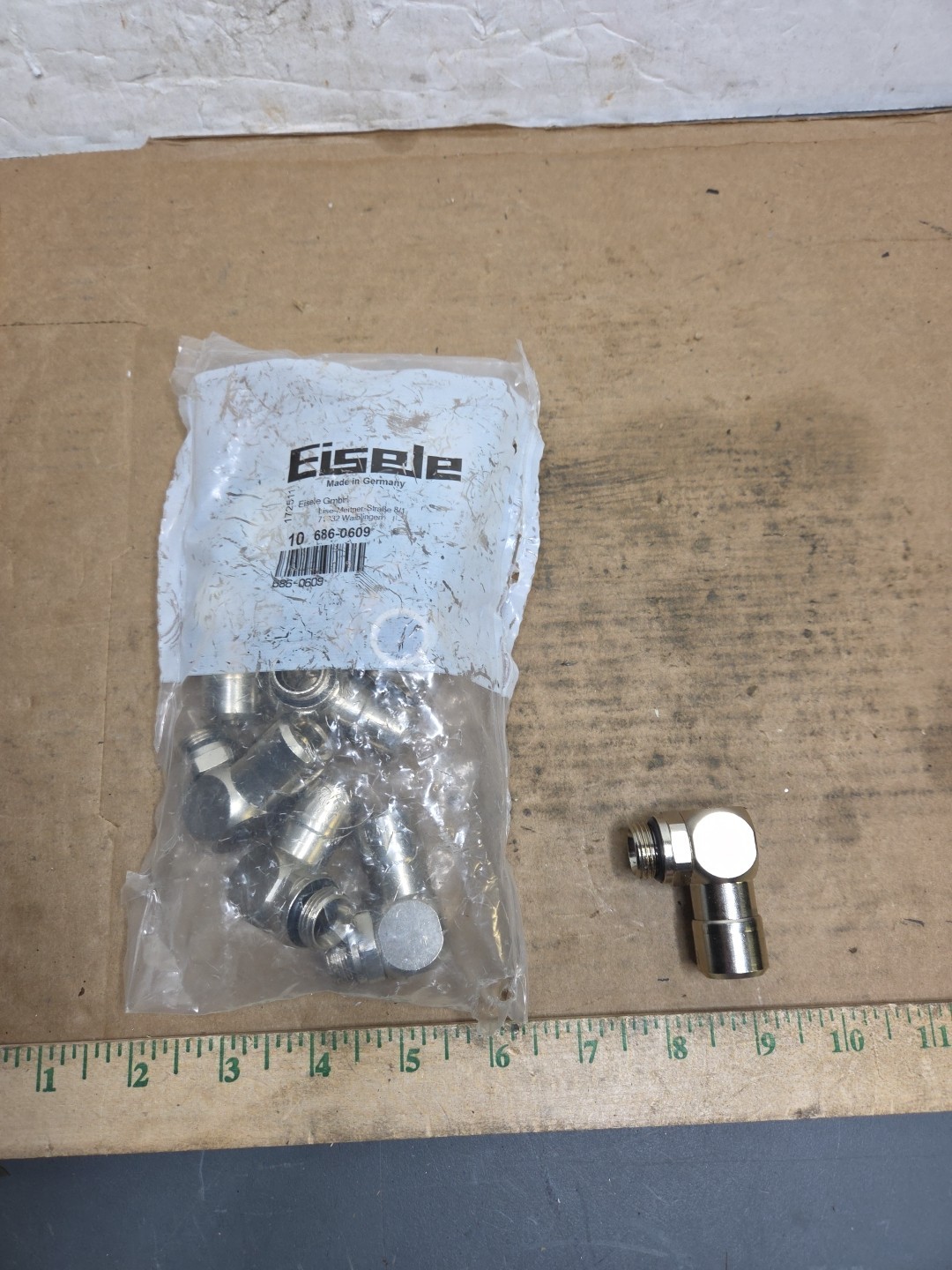 Bag Of 10 Eisele 686-0609 Push to Connect Fittings – 90° Elbow, Swivel