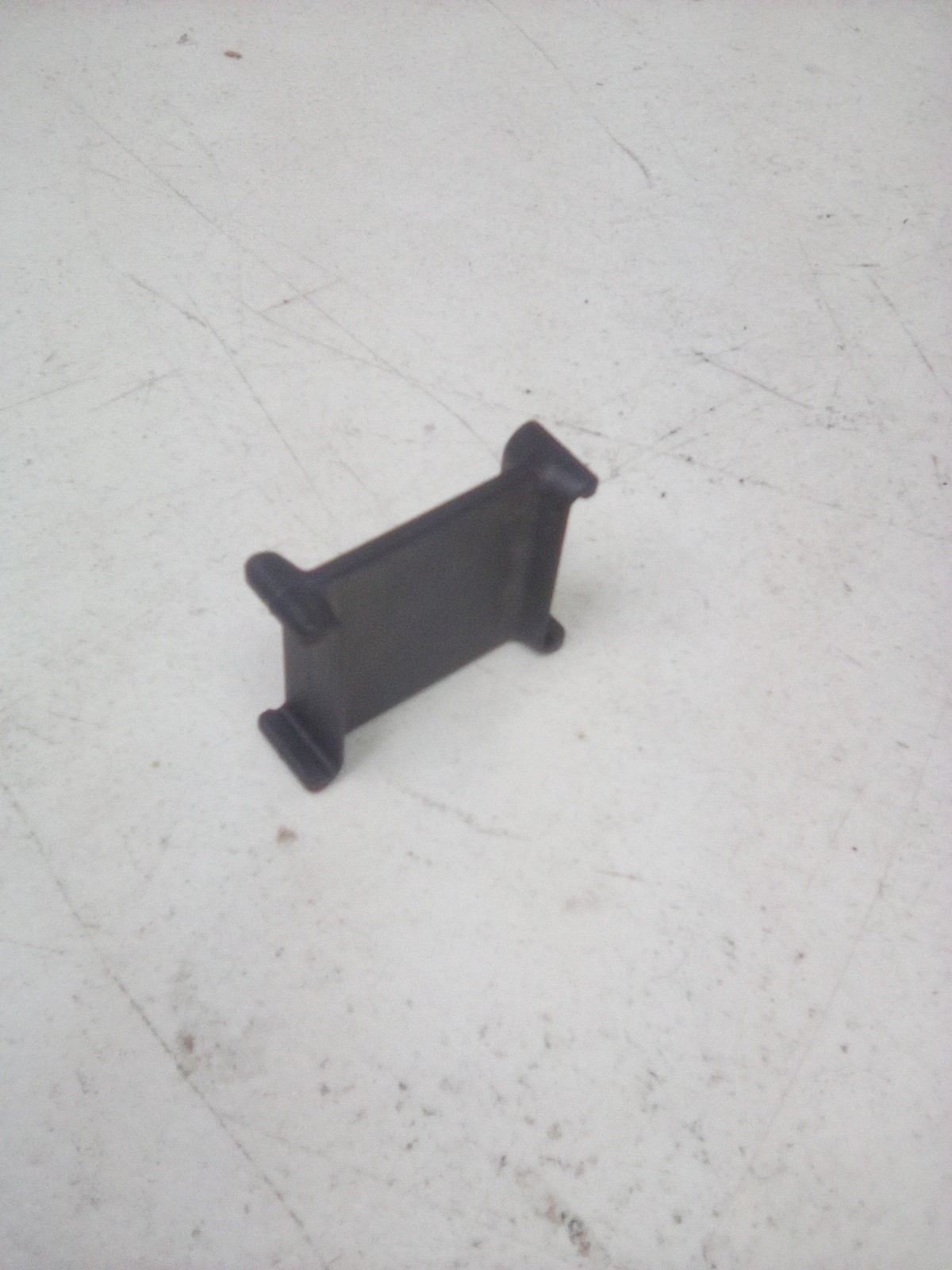 Lot of 10 Igus 281 Vertical Separators
