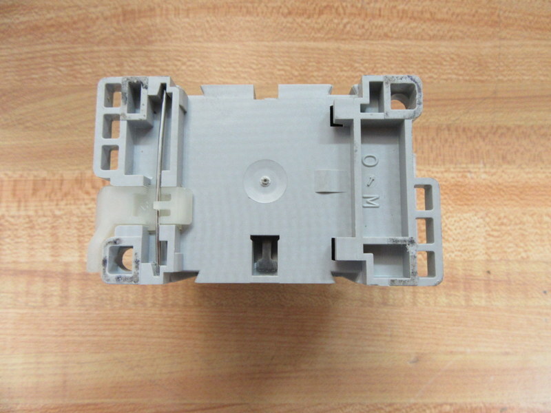 Allen Bradley 100-C09* 3P AC Contactor 100-C09*-10