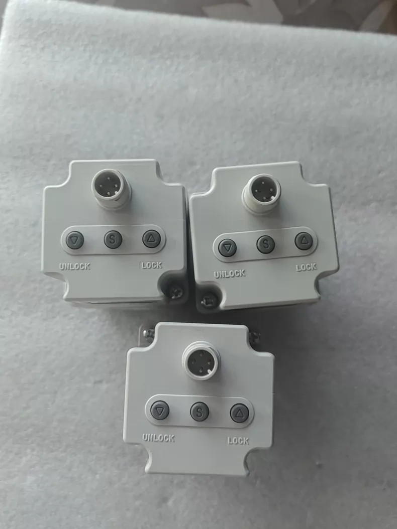 1P New SMC ITV2050-013N Proportional Valve