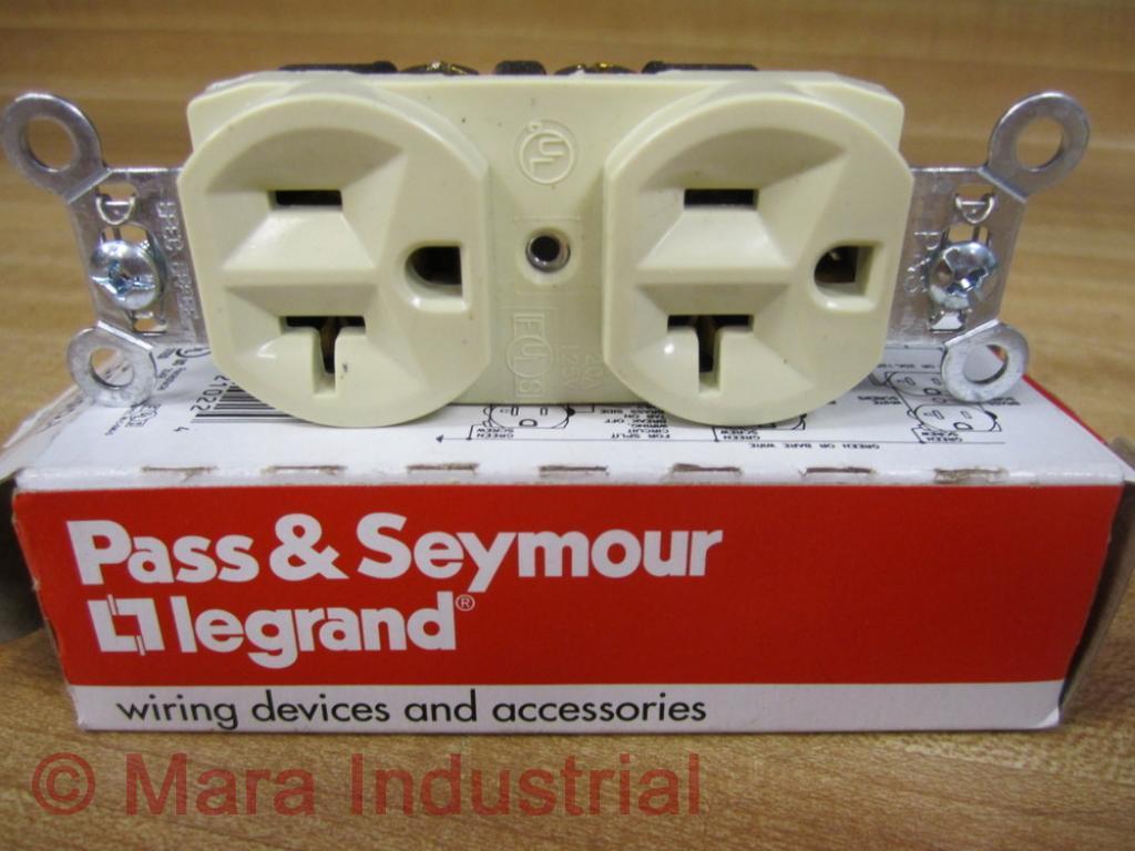 Pass & Seymour CRB5362-I Duplex Receptacle CRB5362I