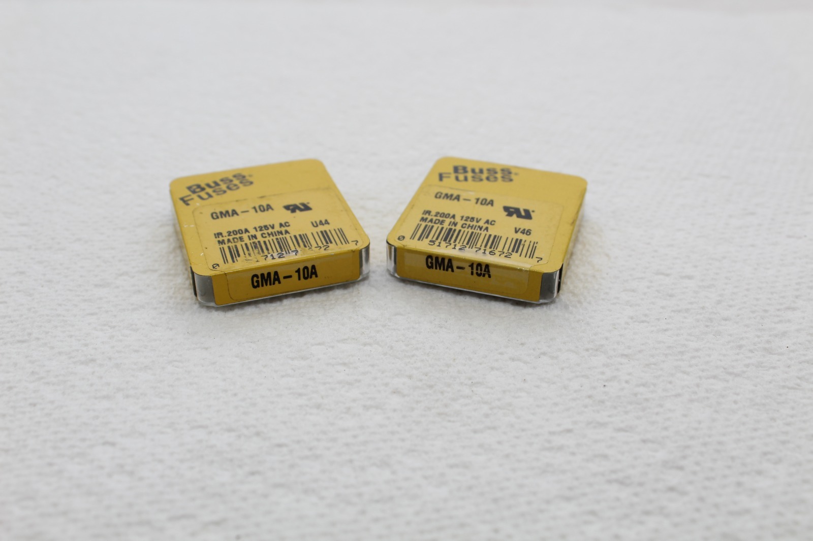 LOT OF 10 BUSS FUSES GMA-10A NEW!!! (A99)