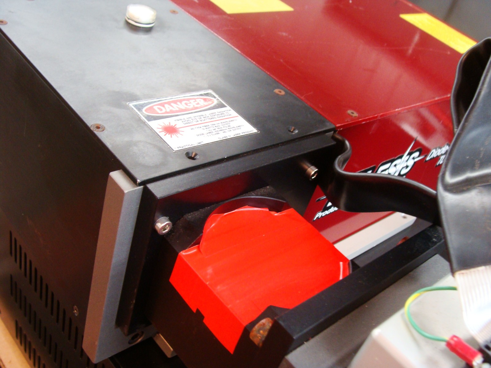 TELESIS TLM SERIES DIODE-PUMPED LASER SYSTEM TLM 100EP