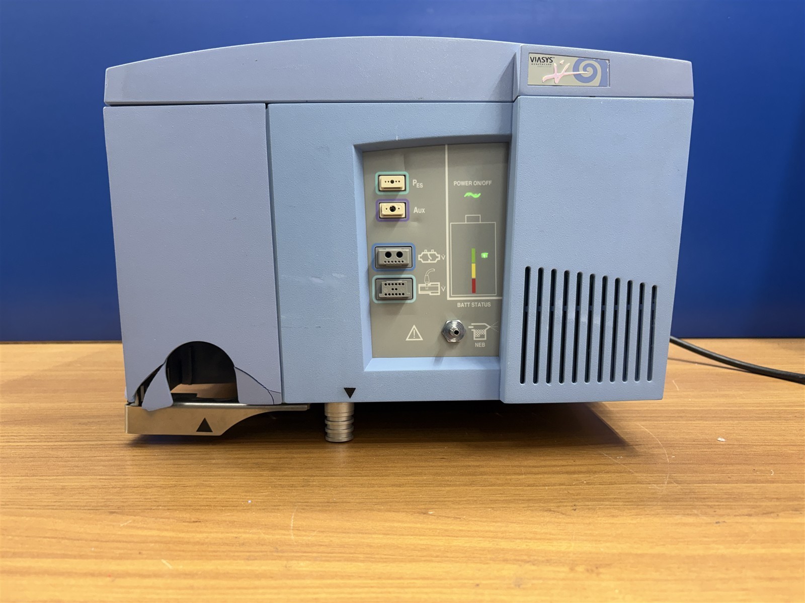 Viasys Avea 17310 VENTILATOR/ CART NOT INCLUDED/ good working condition