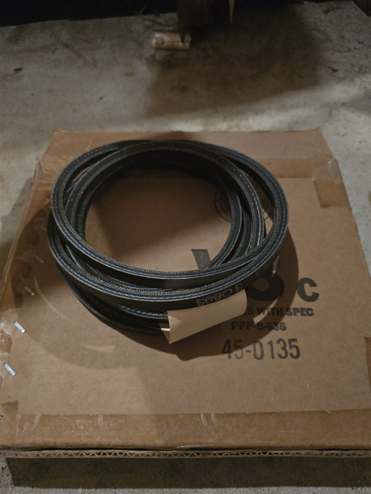 NEW Gates 763 Set of 2 Matched V-Belts PPP-B-636 45-0135 *FREE SHIPPING*