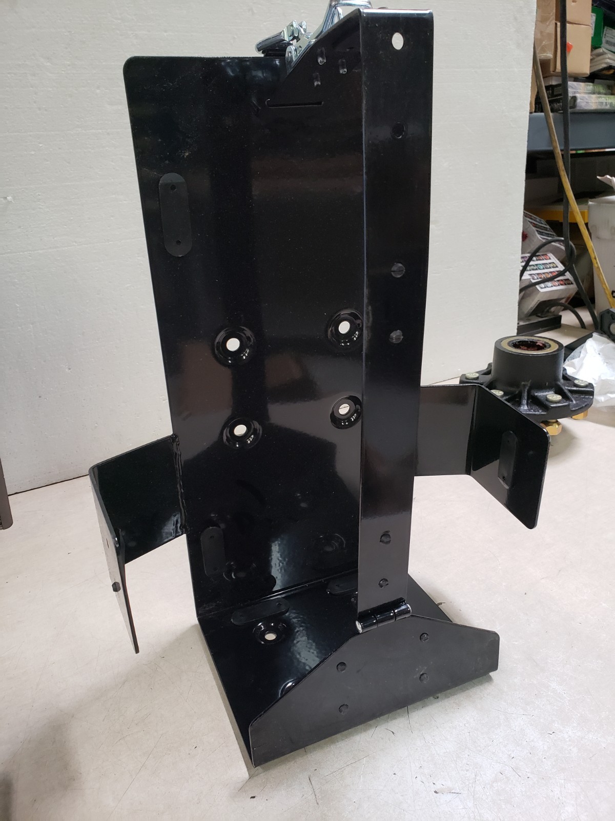 Wavian JC0020HV Gas Can Holder, Steel, Black, Not Applicable Dia.