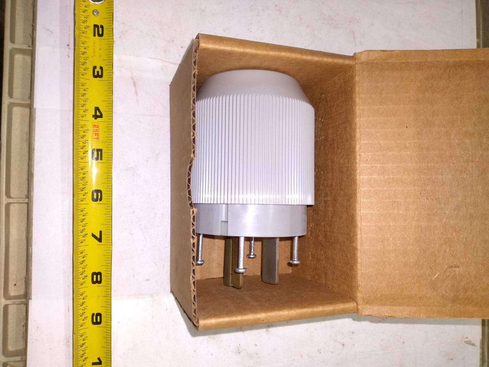 COOPER ARROW HART 5712N AUTOGRIP PLUG 50A 125V 2P 3W GRD