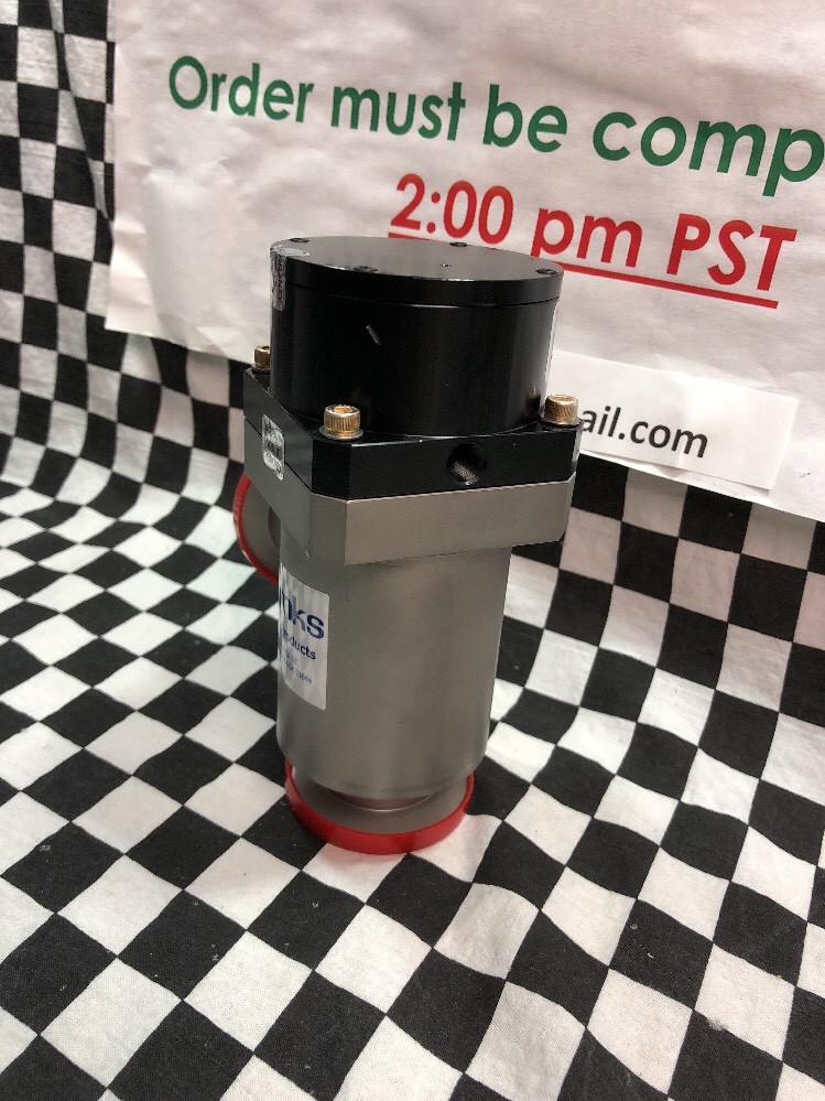 MKS ANGLE VALVE KF-40, SQUARE BODY LoPRO VALVE, LPV1-40-AK-CNVS #BOX 5 “K”