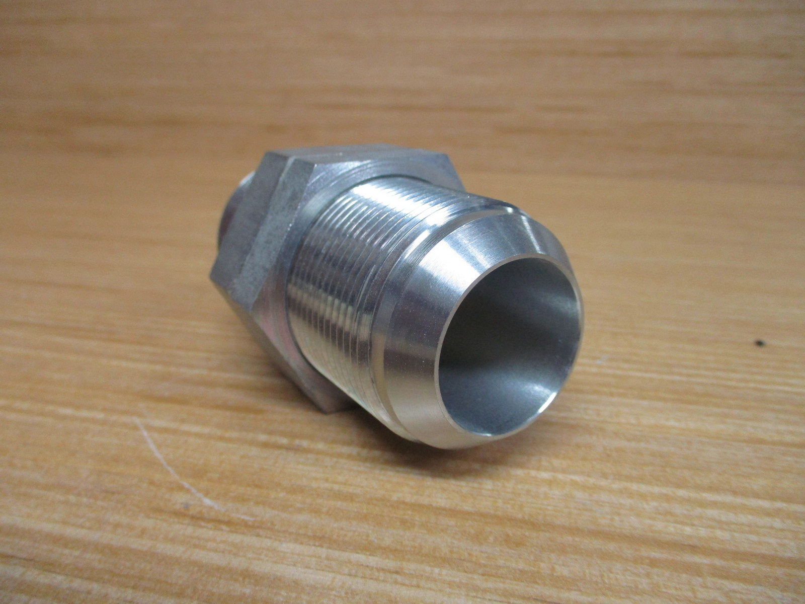 Parker 20 WTX-WLN-S Bulkhead Union