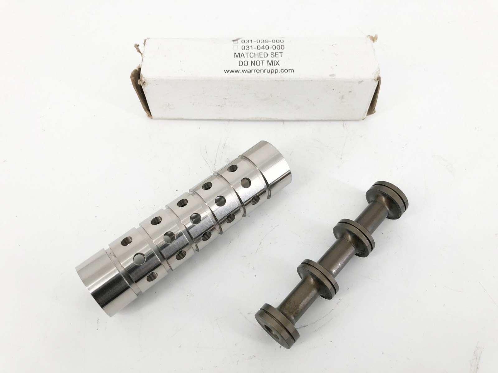 New Warren Rupp 031-039-000 Sleeve & Spool Set