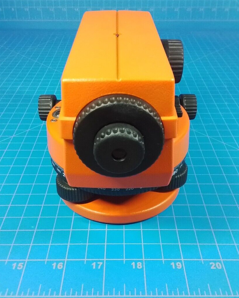 Leica Wild NA24 Automatic Level Tool w/case