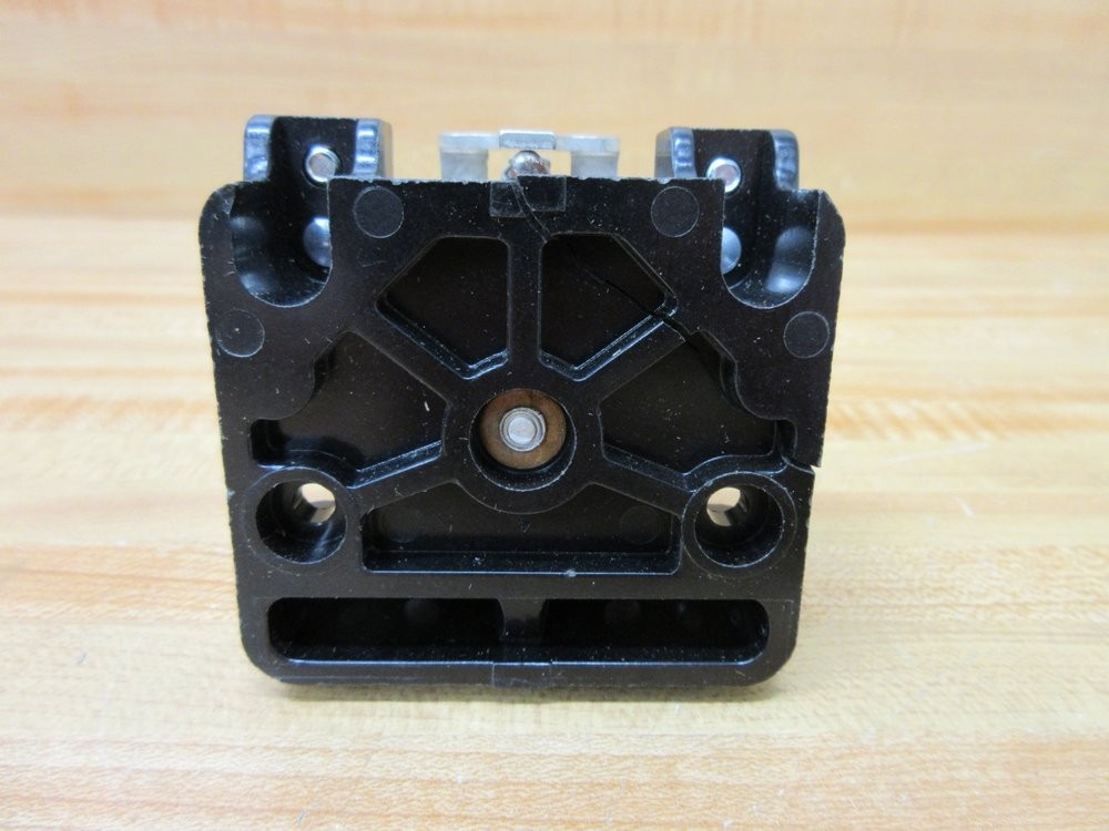 AMF Potter & Brumfield PRD7AY0-24V Relay PRD7AY024V Cracked Housing
