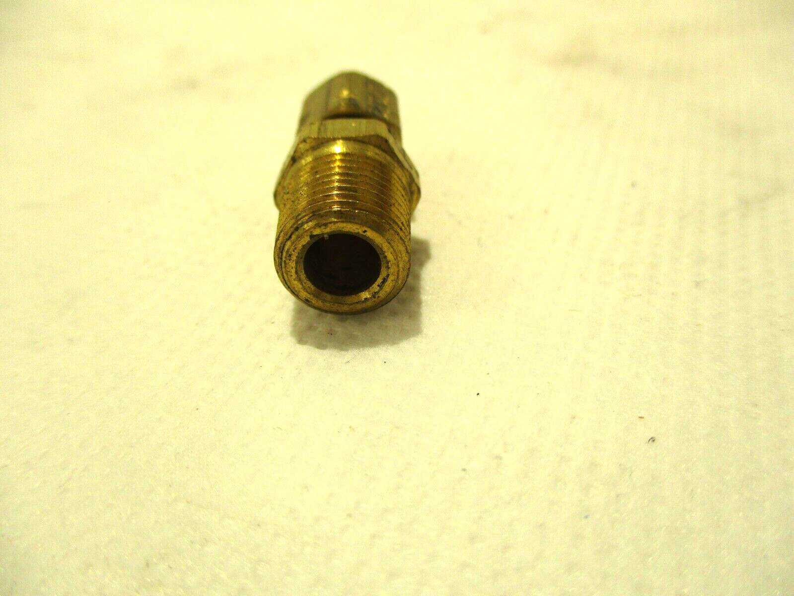 NEW LOT OF 5 PARKER 68CA-2-2 COMPRESSION FITTINGS 1/8 BRASS CONNECTOR