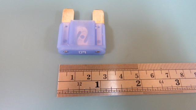 LITTLEFUSE 0299060.ZXNV Qty of 25 per Lot Automotive Fuses 60A 32V Maxi Fuse