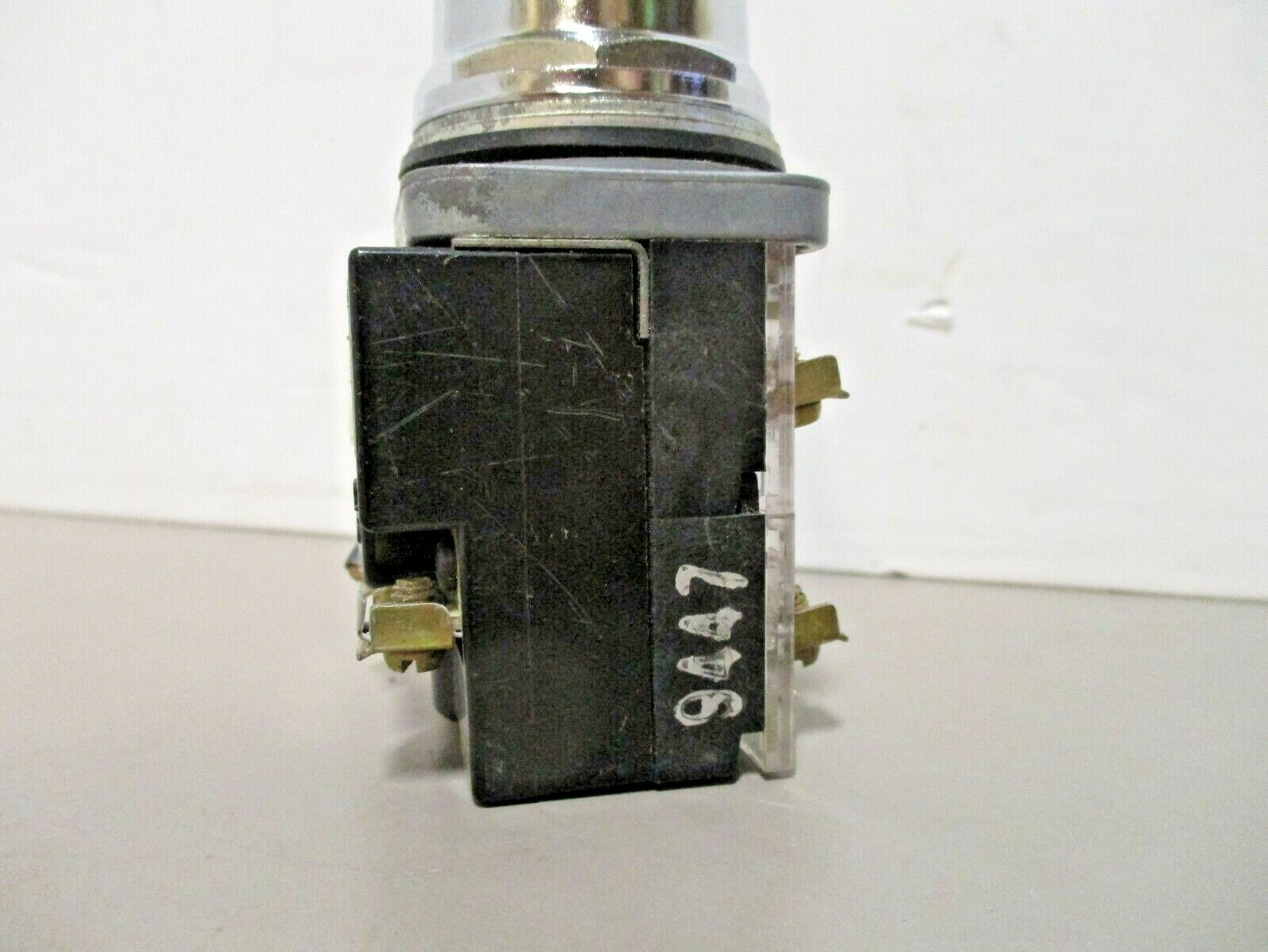 Furnas Electric 52PA6H2A Push to Test Pilot Momentary Red 240V Series-F