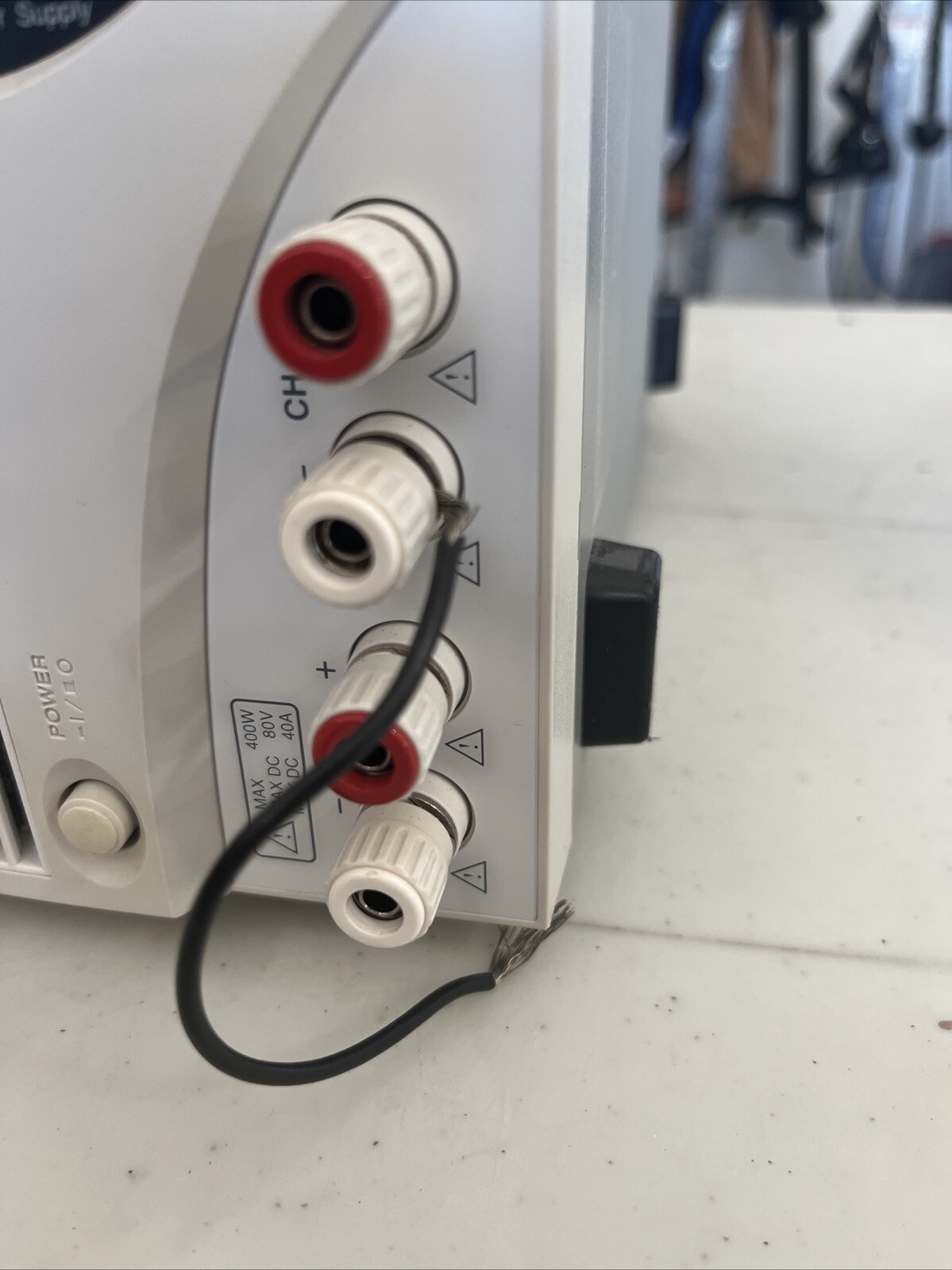GW Instek / Multi-Range DC Power Supply / PSB-2400L2 / 400W, 80V-DC, 40A-DC