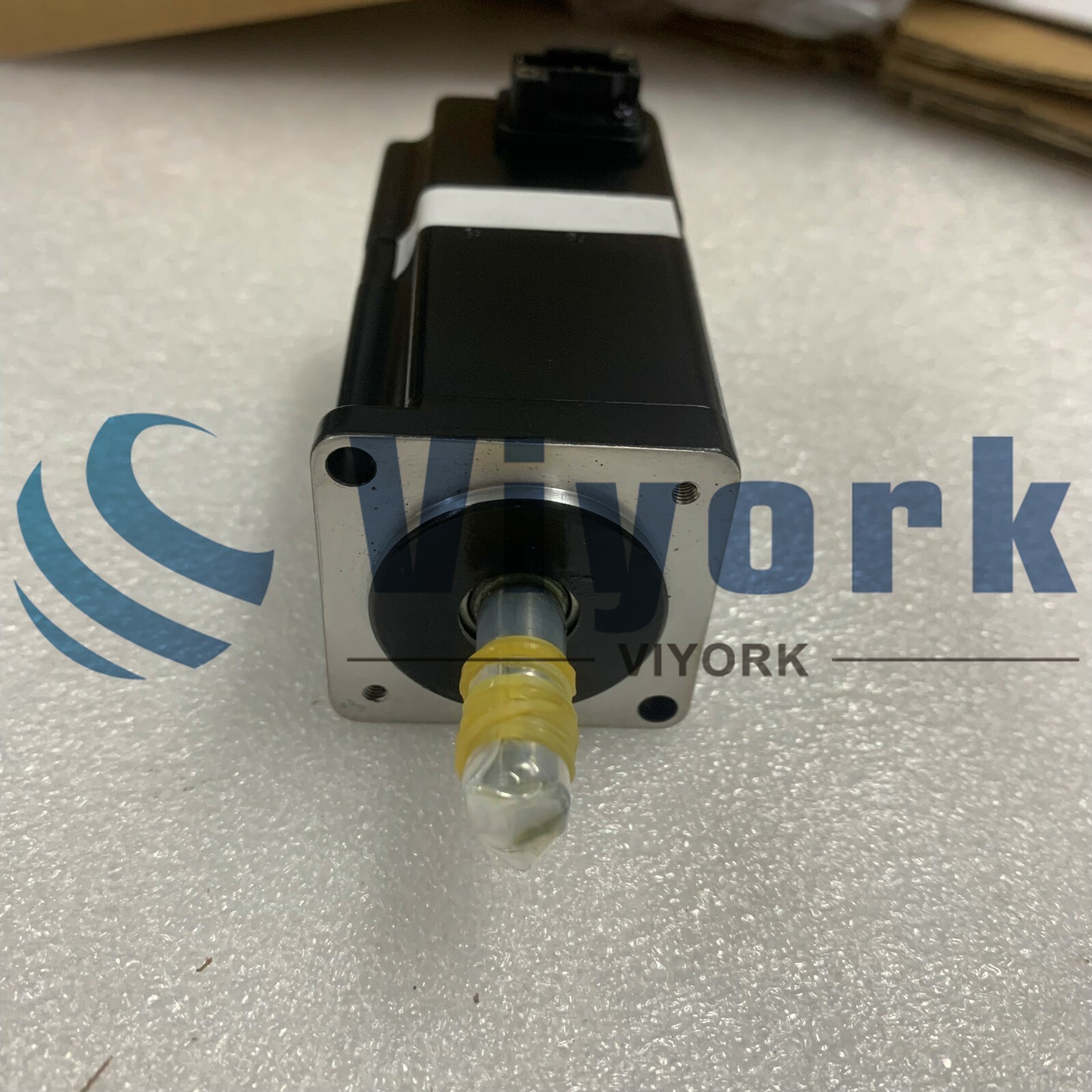 Yaskawa SGMJV-01ADA21 AC SERVO MOTOR 100W 3000RPM 0.84A 0.318N.M NEW