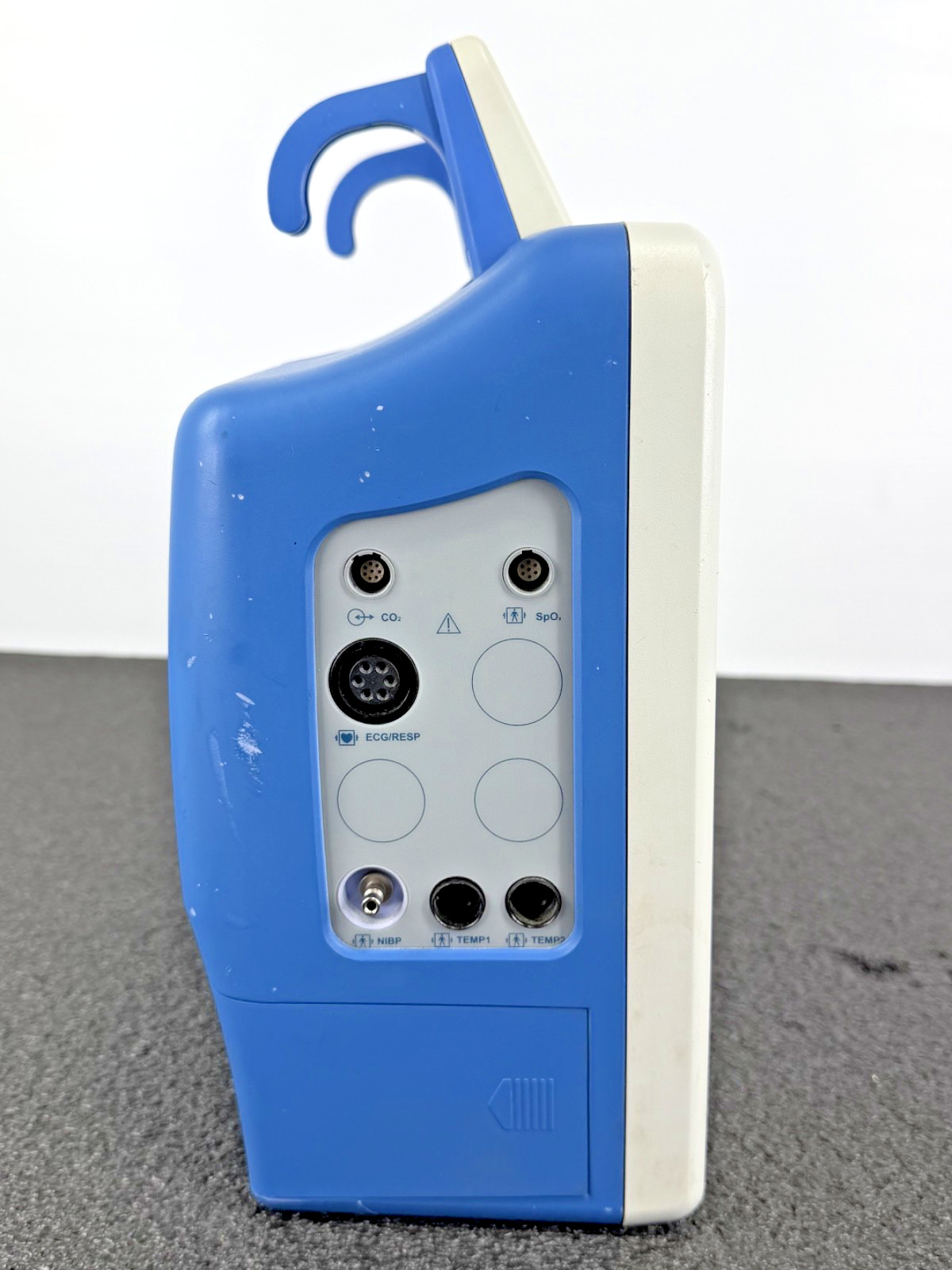 Midmark Cardell MAX-12 HD Veterinary Monitor