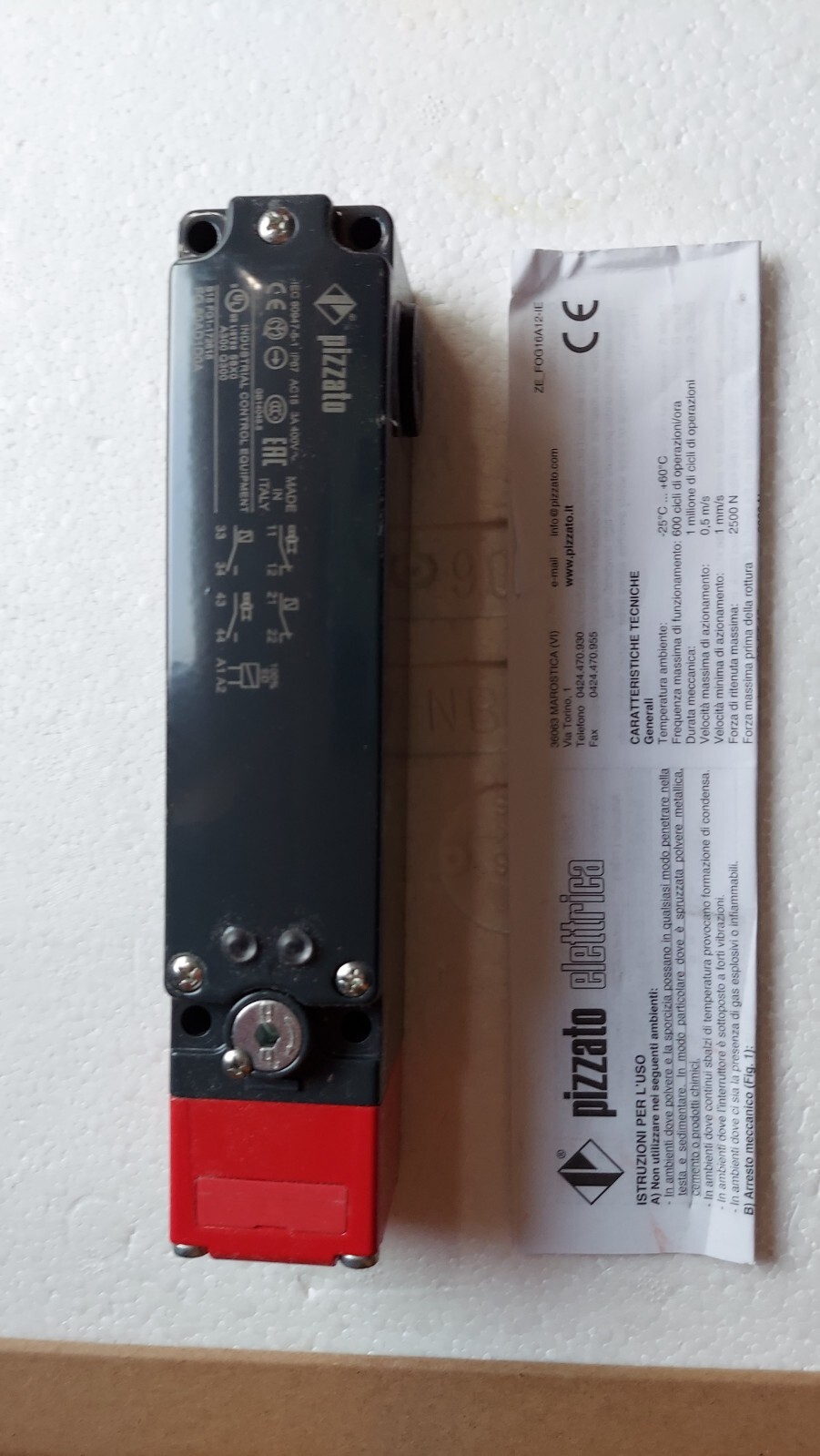 New Pizzato FG 60AD1D0A Interlock Switch