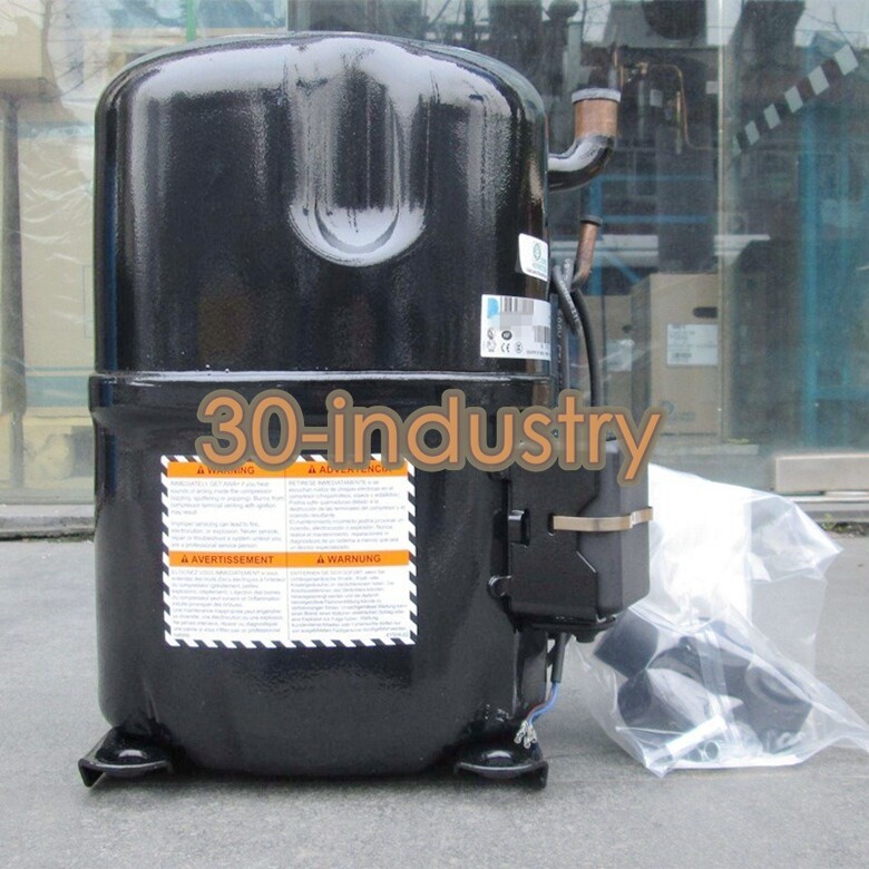 1PCS New For AKA9451ZXC Compressor