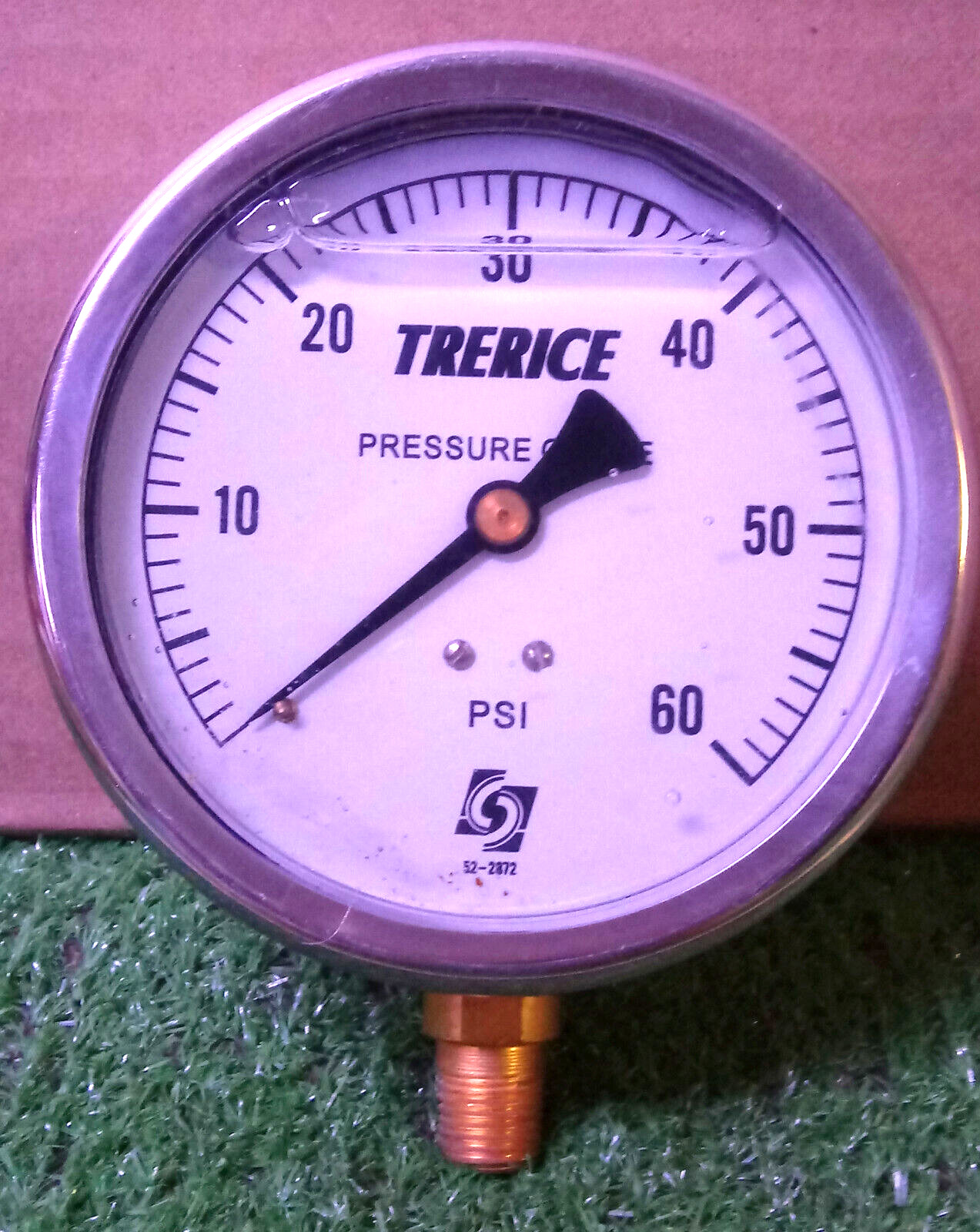 1 NEW TRERICE D82LFB4002LA100 INDUSTRIAL GAUGE 0-60 PSI NIB ***MAKE OFFER***