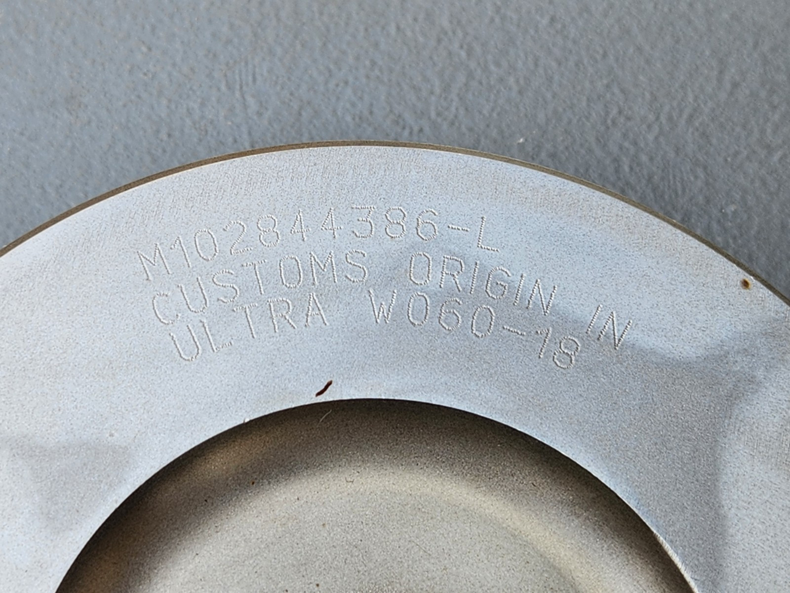 Part no M102844386-L, Customs Origin in W060-18