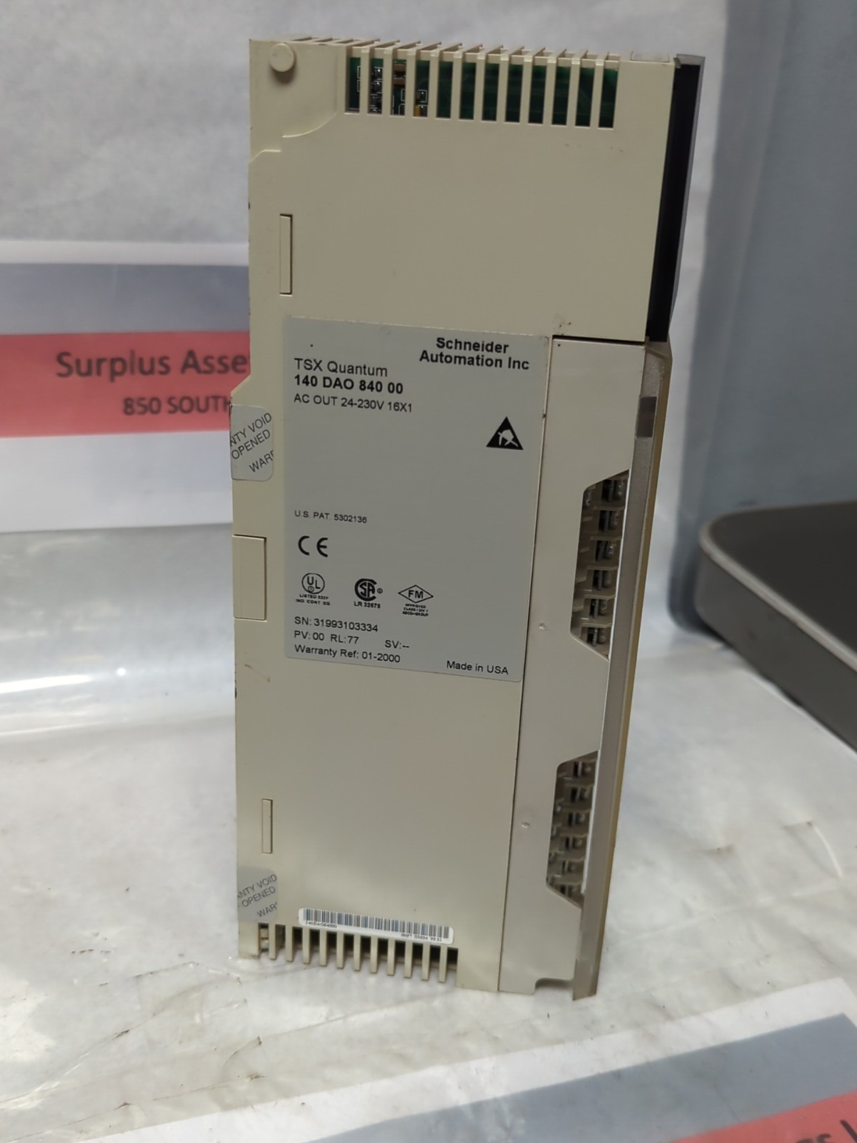 SCHNEIDER AUTOMATION,140 DAO 840 00,TSX QUANTUM OUTPUT MODULE 24-230 VAC USED