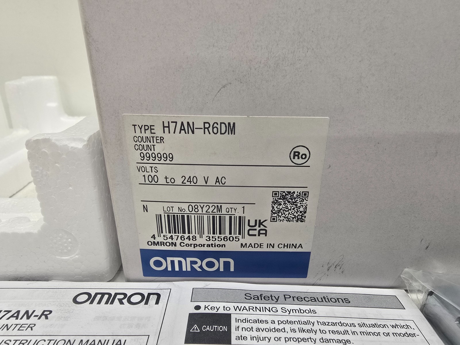 NEW IN BOX! OMRON 100/240VAC COUNTER H7AN-R6DM