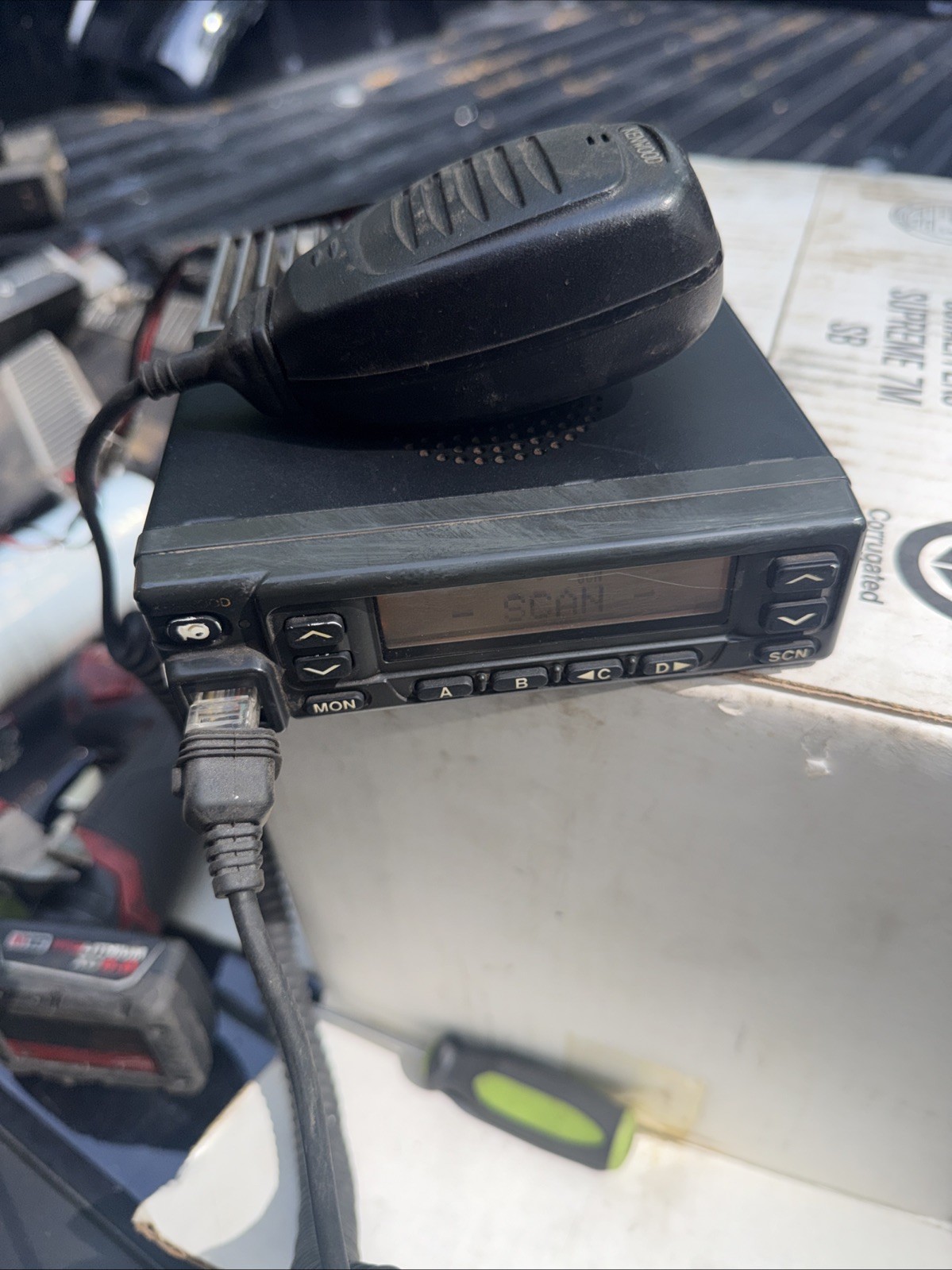 Kenwood TK-880-3 UHF Mobile Radio 400-430 MHz w/ Mic
