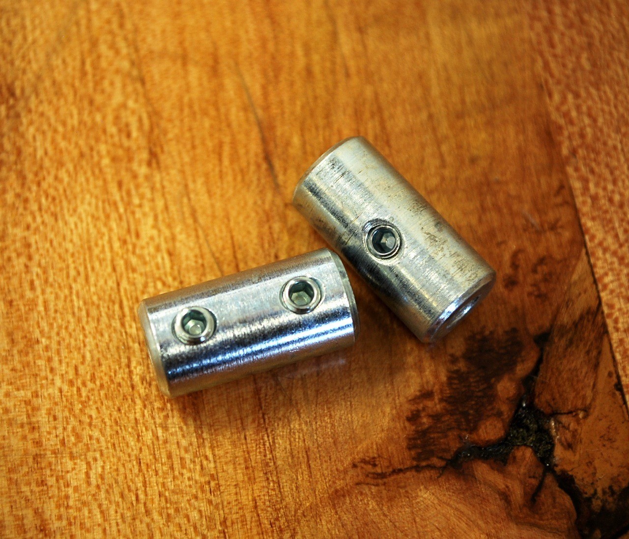 Kabel Schlepp R040 / 260430 Shim Bolts – Lot of 2 – NEW