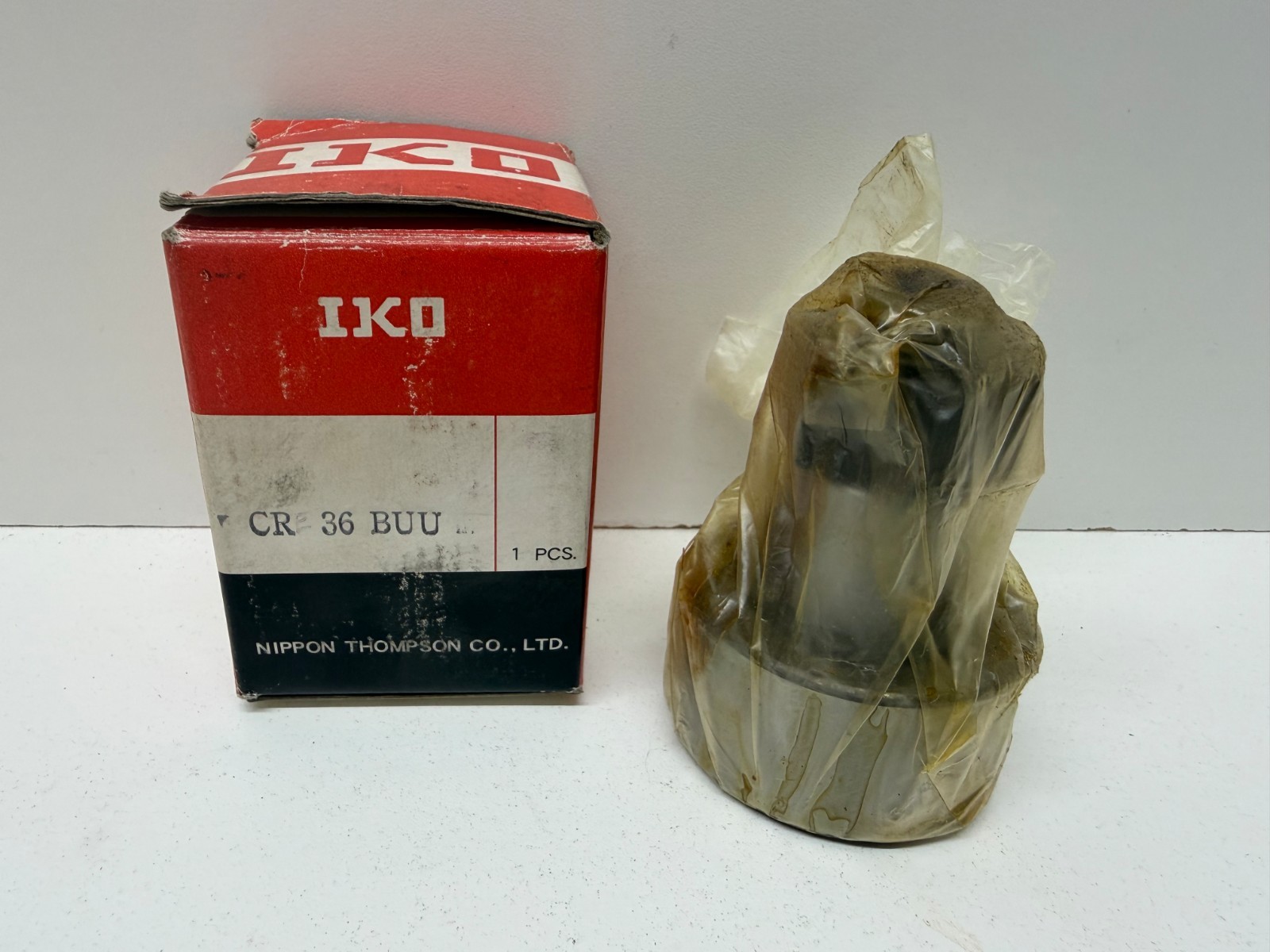 NEW IN BOX! IKO CAM FOLLOWER CR-36-BUU