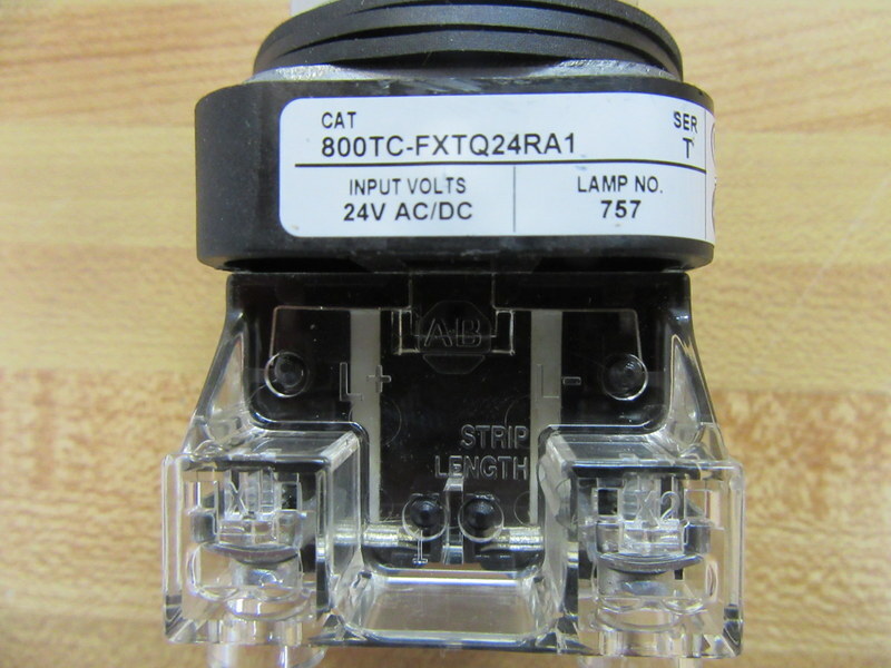 Allen Bradley 800TC-FXTQ24RA1 Push Pull Switch