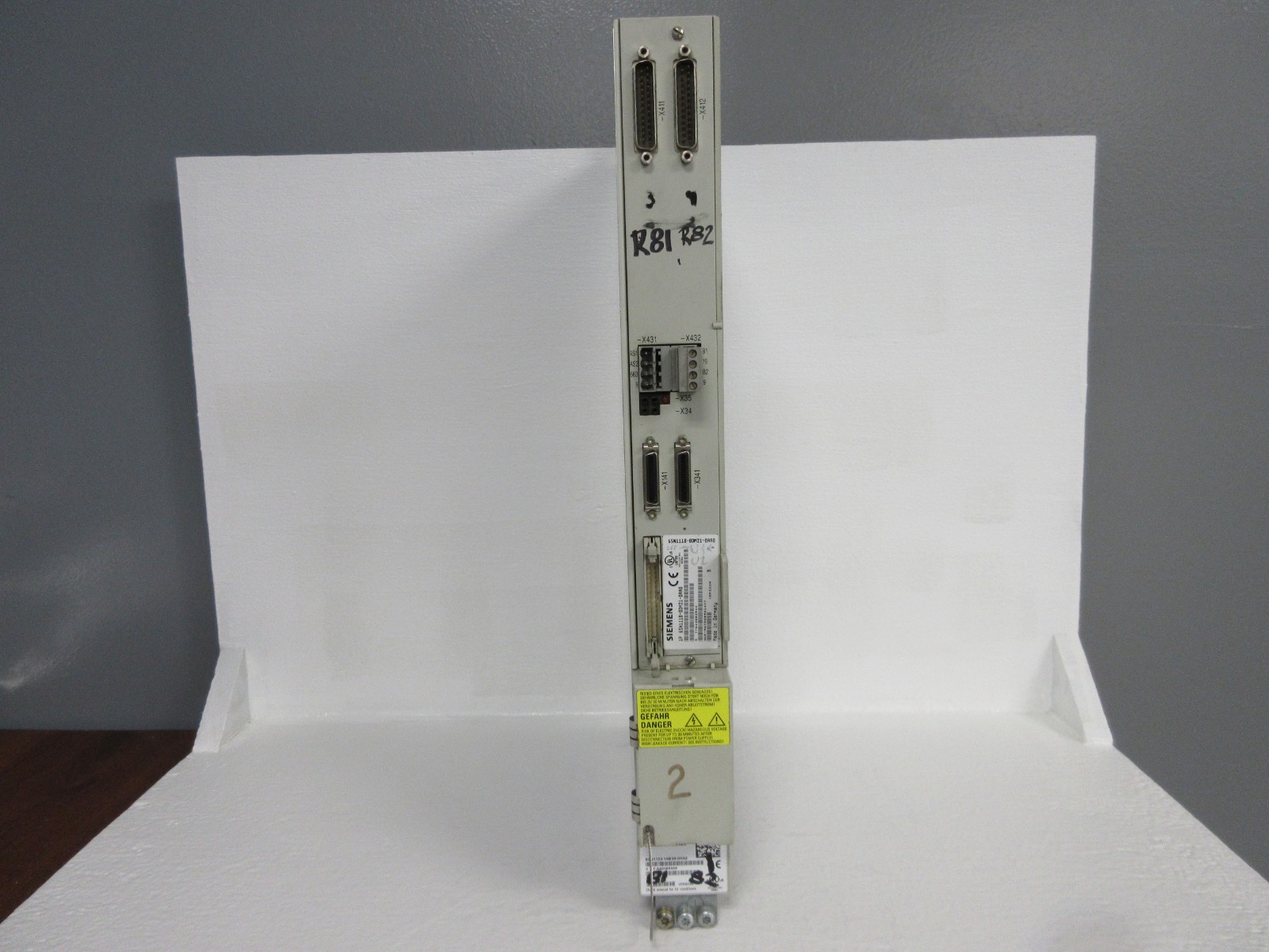 SIEMENS 6SN1123-1AB00-0HA2 USED SIMODRIVE W/ 6SN1118-0DM21-0AA0 6SN11231AB000HA2