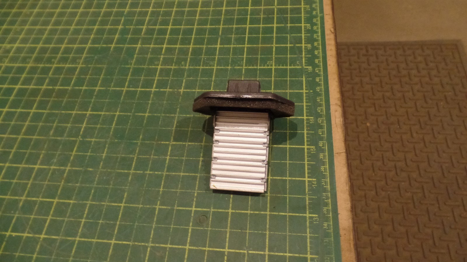 GENUINE DAEWOO PARTS 2545-6018 BLOWER RESISTOR ASSEMBLY, 25456018, NIB, N.O.S